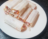 Foto del paso 3 de la receta: Rollitos de surimi y rollitos de pavo