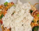 Foto langkah ke 4 dari resep Pineapple Rice.