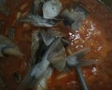 Foto langkah ke 2 dari resep Tumis nanas ikan asin tembakang.