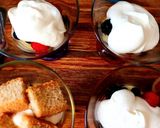 A picture of step 8 of Berry Trifle.