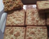 Foto langkah ke 3 dari resep Roti Kabin (Malkist Crackers) Isi Sayuran.