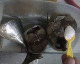 Foto langkah ke 1 dari resep Ikan Tongkol Kuah Kuning.