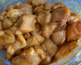 Foto del paso 1 de la receta: Pollo en salsa de ostras