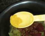 A picture of step 4 of Aloo ki tarkari.