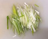 A picture of step 1 of Salmon Soy Sauce Pasta.
