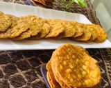 A picture of step 4 of Tikhi puri.