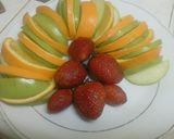 A picture of step 3 of Strawberry orange apple fruit salad.