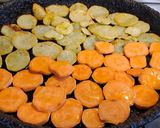 Foto del paso 1 de la receta: Milhojas de papas, zapallitos y boniato