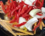Foto del paso 3 de la receta: Mondongo chauchas al Wok