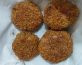 A picture of step 3 of Bread crumbs cutlet.