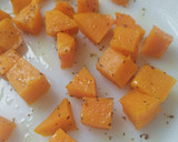 Foto del paso 9 de la receta: Ensalada templada de calabaza y pollo marinado