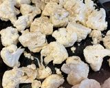 A picture of step 1 of Roasted Cauliflower & Nutmeg Soup 🥣.