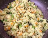 A picture of step 9 of South Indian Rava Upma.
