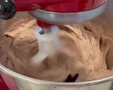 A picture of step 11 of Kit Kat Chocolate cake.