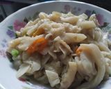 Foto langkah ke 4 dari resep Oseng jamur.