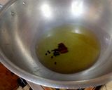 A picture of step 2 of Black Pepper Chicken.