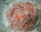 A picture of step 2 of Fried indomie😋.