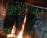 Foto langkah ke 4 dari resep Pepes ikan salem bakar smoki smoki.