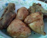 Foto langkah ke 7 dari resep Ayam goreng simple sederhana.
