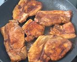 A picture of step 2 of Chinese inspired pork loin chops.