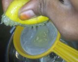 A picture of step 2 of Homemade mayonnaise.