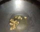 Foto langkah ke 2 dari resep Sup Ayam ala PakMin Klaten dengan Jamur Enoki.