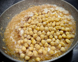 Foto del paso 4 de la receta: Vieiras con garbanzos al cava