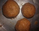 A picture of step 3 of Besan suji laddu.