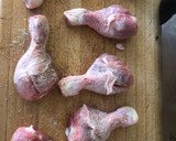 Foto del paso 2 de la receta: Muslos de pollo en salsa con cerveza 🍺