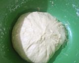 Foto langkah ke 2 dari resep 15. Donat menul topping meses.