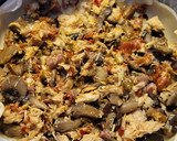 Foto del paso 7 de la receta: Tarta-quiche de pollo, setas y jamón