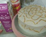 A picture of step 17 of Golden painted choc cake design.....