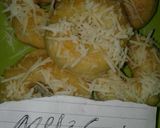 Foto langkah ke 6 dari resep Donat berlumur keju.
