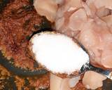 NAAN CHAAP (spicy chicken fillings in naan) recipe step 2 photo