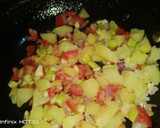 Foto del paso 3 de la receta: Filete de bacalao guisado con papa estilo dominicano