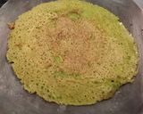 A picture of step 3 of Hariyali spinach chilla.