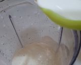 A picture of step 3 of Coconut rum punch.