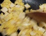 Foto langkah ke 2 dari resep Tumis Tahu Telor.
