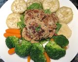 Hình bước làm 3 của món Thịt viên áp chảo -Eatclean