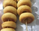 Foto langkah ke 6 dari resep Donat Maizena lembut(tanpa telur).