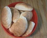 Foto del paso 1 de la receta: Budín de pan para acompañar el mate🥖🍞