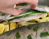 Pisztráng zöldségágyon 🐟🍋🥕🧅🥔🥒 recept fázis 5 fotója