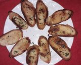 Foto del paso 3 de la receta: Pan de ajo, bien crujiente