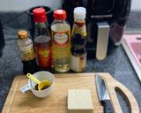 A picture of step 1 of Fried tofu salad.