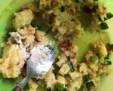 Foto langkah ke 3 dari resep Perkedel Kentang Kornet.