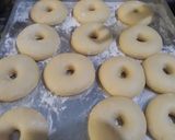 Foto langkah ke 6 dari resep Donat Jagung.
