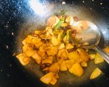 A picture of step 5 of Poha (Maharashtrian Style).