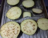 A picture of step 1 of Fried Eggplant with Spanish Tomato Sauce.
