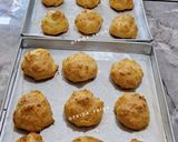 Foto langkah ke 16 dari resep Choux puffs vanila.