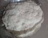 A picture of step 1 of Chicken qeema wala naan.